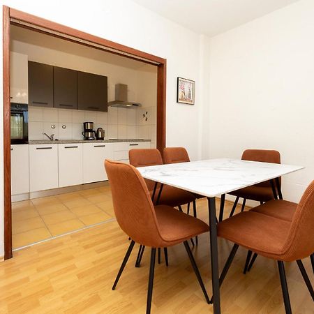 3 Bedroom Gorgeous Apartment In 트로기르 외부 사진
