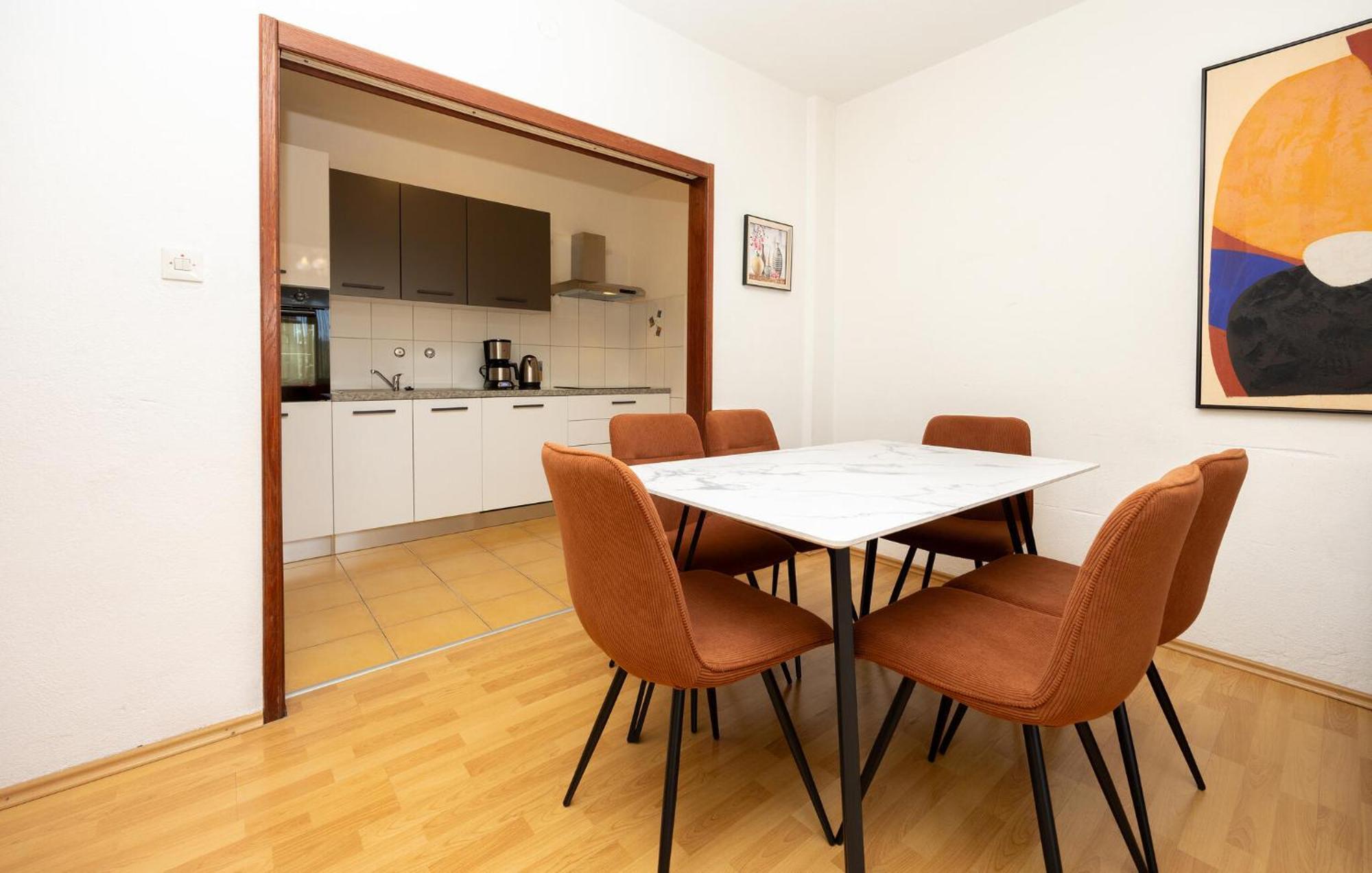 3 Bedroom Gorgeous Apartment In 트로기르 외부 사진
